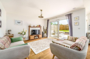 Bungalow Close to South Downs & Beach